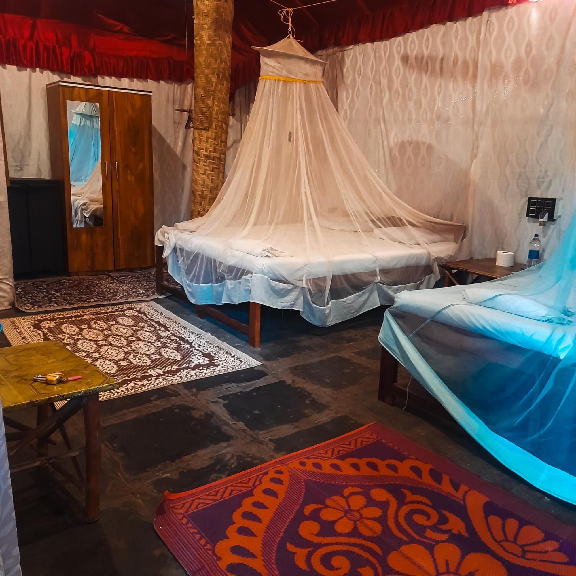 Dunes Holiday Village Мандрем Экстерьер фото